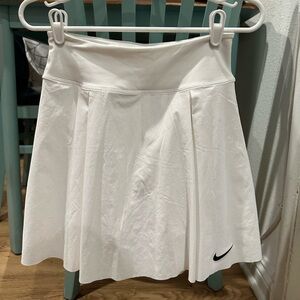Nike Women's Classic White Skater Skirt